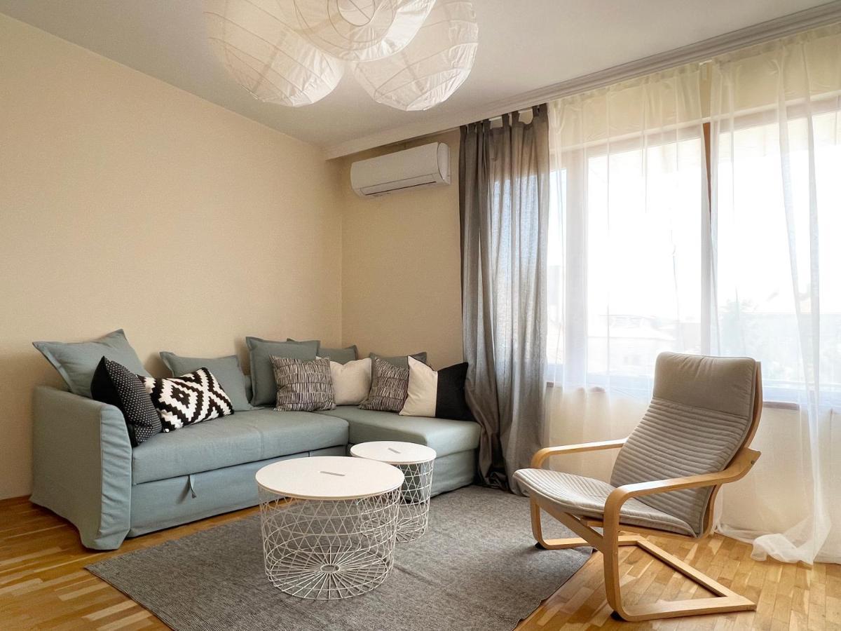 Lovely Apartment With Balcony In Pomorie Old Town By Flat Mаnаger Exteriör bild